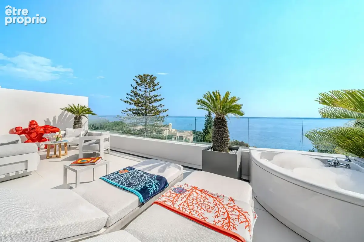 Appartement à ROQUEBRUNE-CAP-MARTIN
