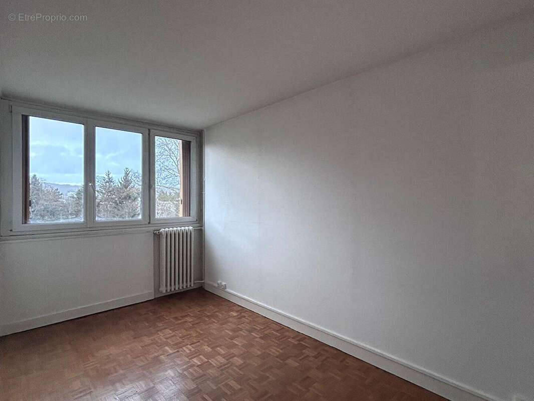 Appartement à YERRES