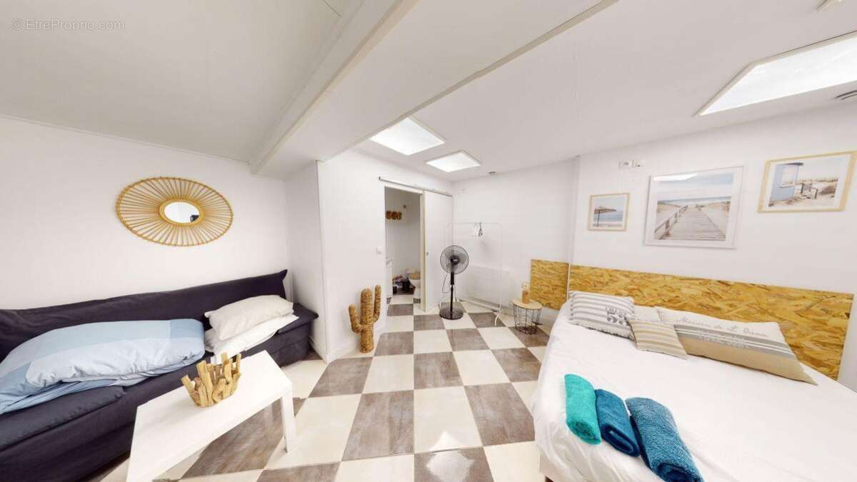 Maison 160 m² à Saint-Jean-De-Vedas  - photo 4