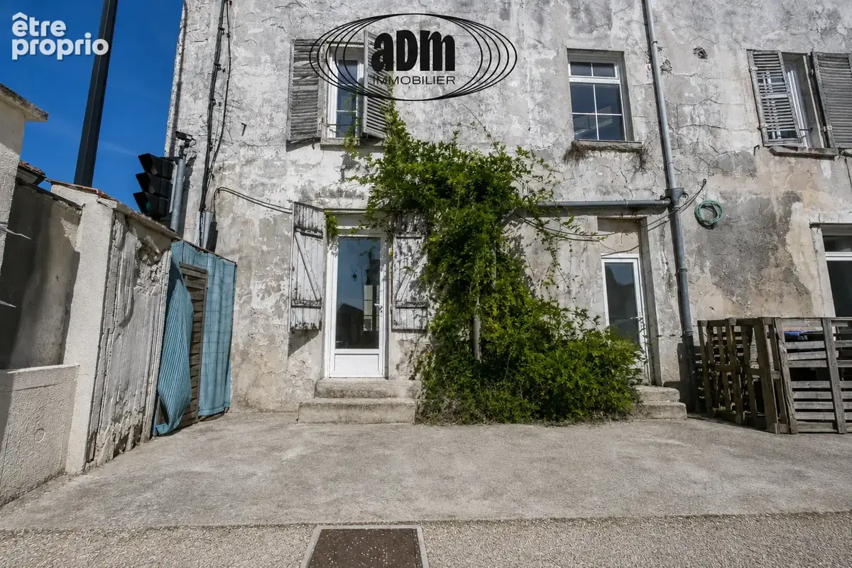 Maison de ville en triplex à rénover   Trilbardou - photo 8