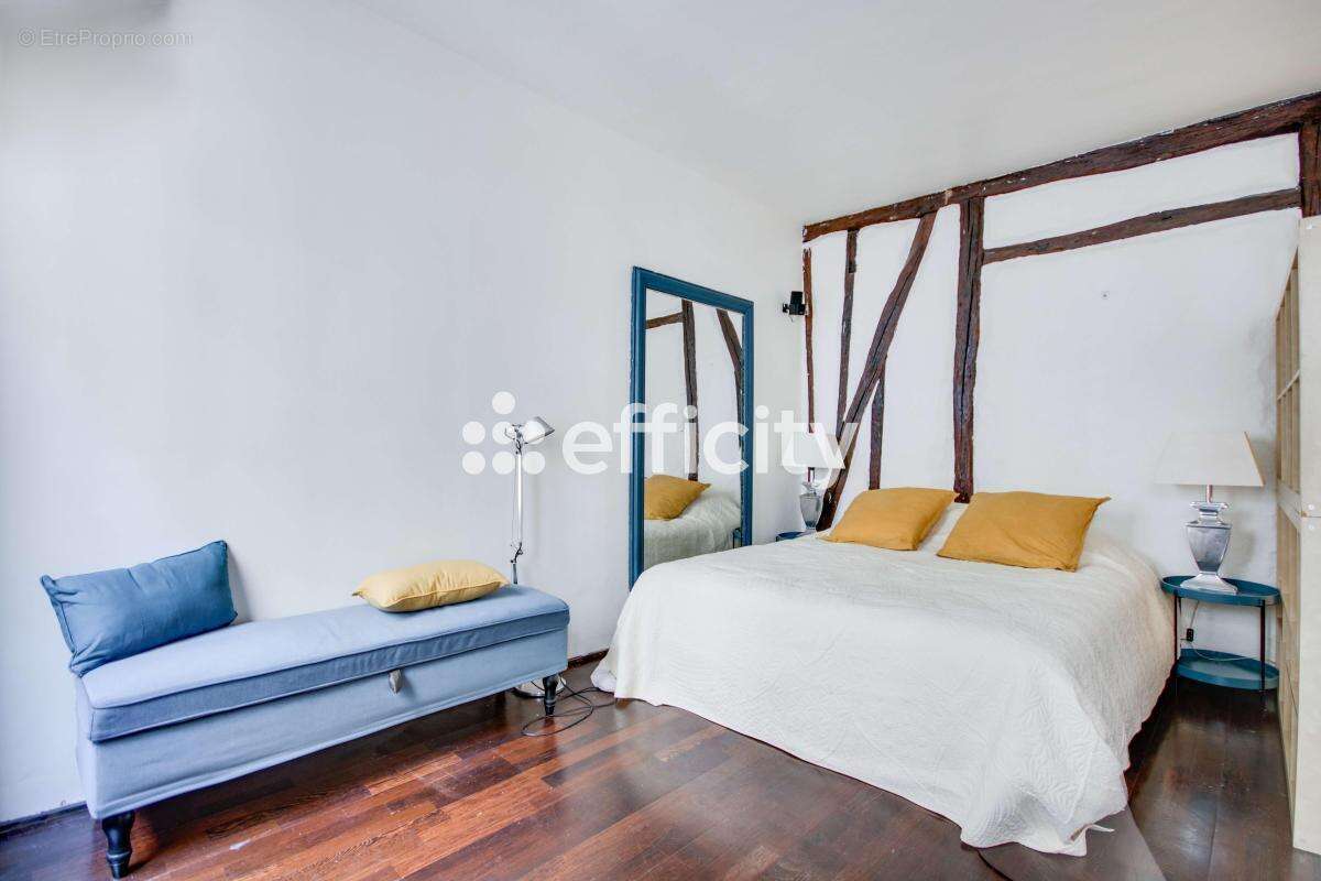 Appartement à PARIS-9E
