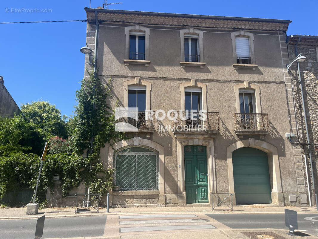 A Vendre, maison de village de 240m2 avec jardin et dépendance,Hérépian - photo 9