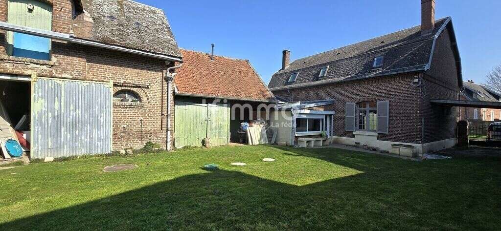 Maison de caractère, au village - photo 4