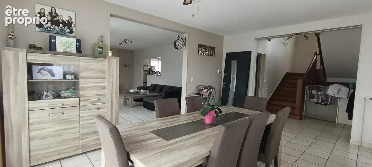 Virginie MASSON Capifrance vous propose Maison familiale 6 chambres avec sous-sol complet et terrain de 4 532 m² - photo 4