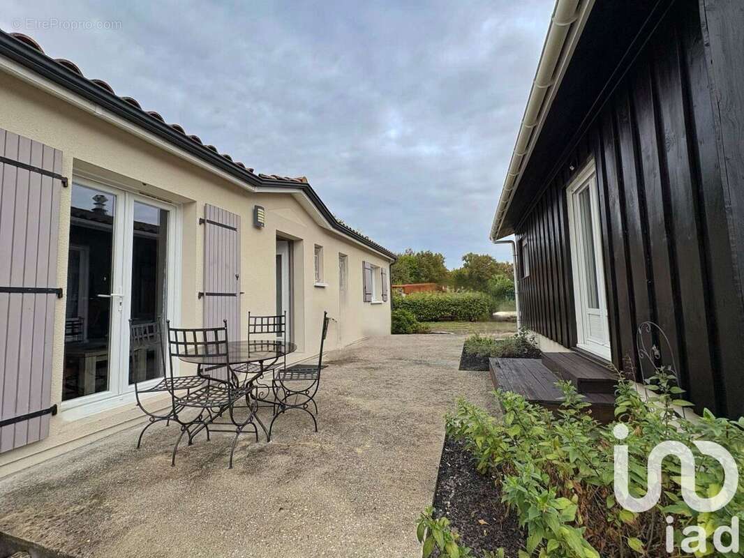 Photo 3 - Maison à LANDIRAS