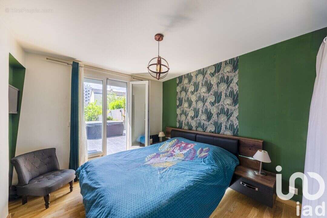 Photo 6 - Maison à TAVERNY