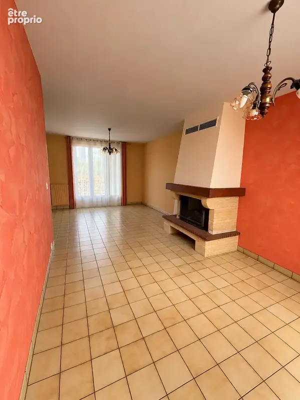 La bazoge   pavillon sur sous-sol complet   5 chambres   terrain de 603 m2 - photo 4