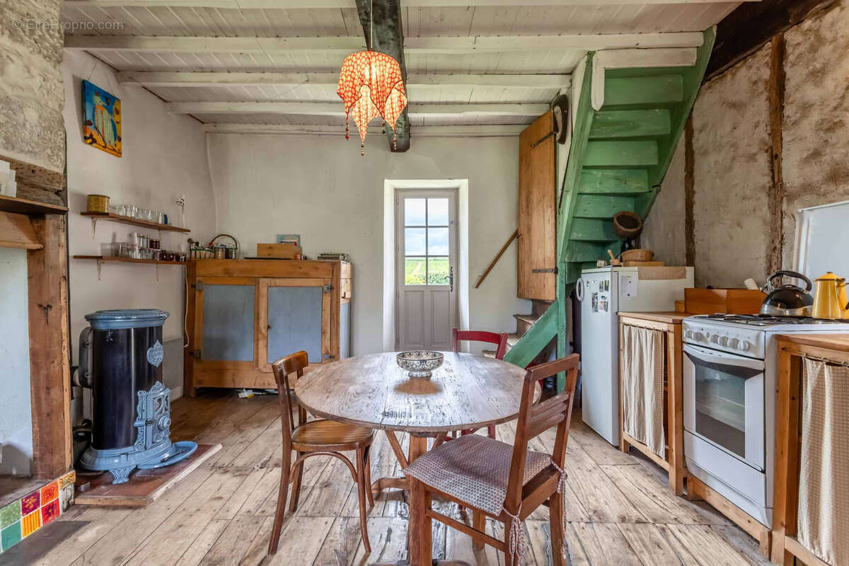 Country property - photo 12