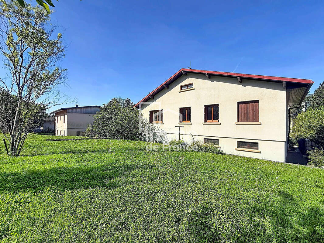 Maison à BELLEGARDE-SUR-VALSERINE