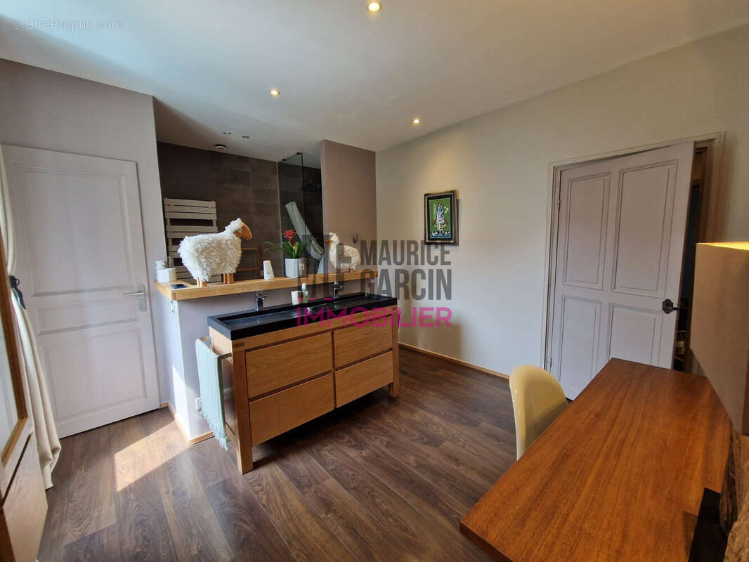 Maison à CAUMONT-SUR-DURANCE