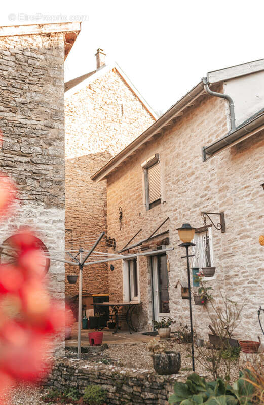 Jolie maison de village - photo 15