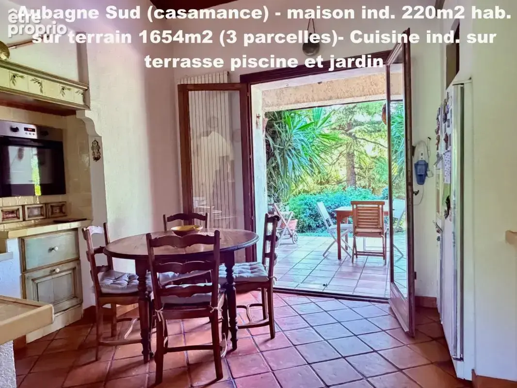 13400  Aubagne (Casamance et Chateau de Creissauds) Maison Individuelle -  4 à 5 chambres - 220m2 hab et 300m2 plancher - photo 9