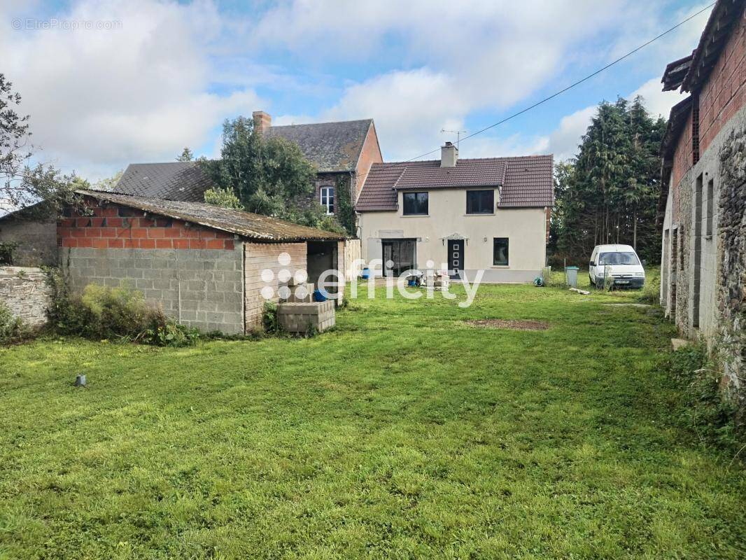 Maison à SAINT-JEAN-DES-BAISANTS