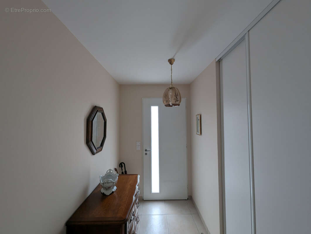 Commerce à GUJAN-MESTRAS