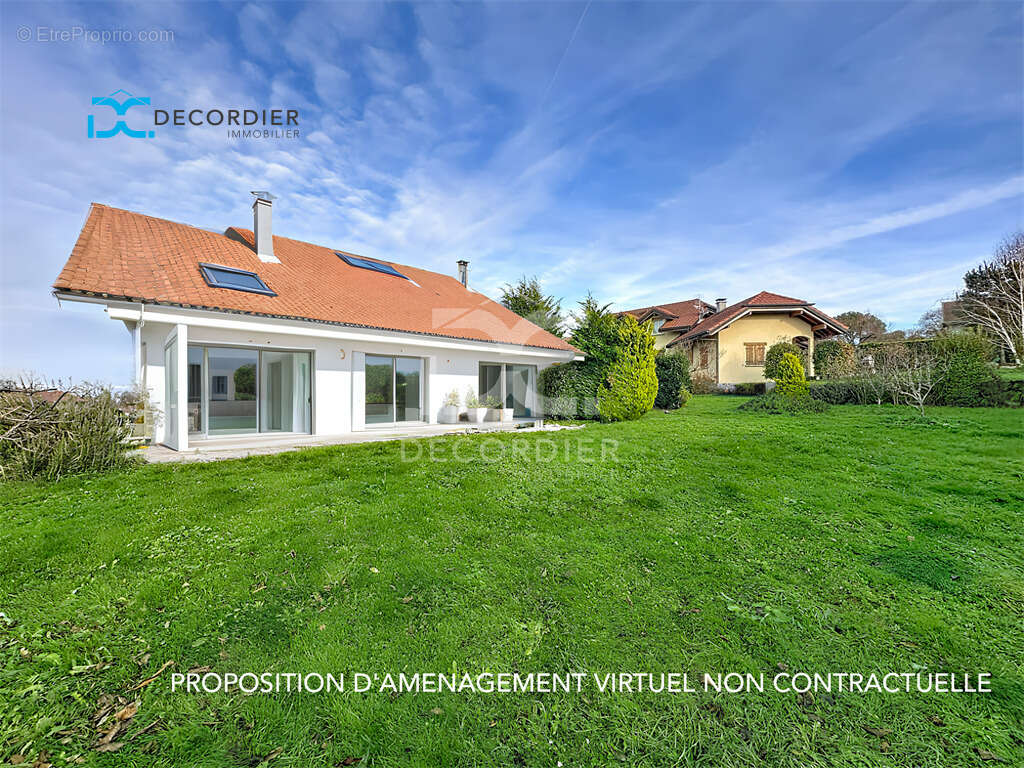 Maison à CHAMPANGES