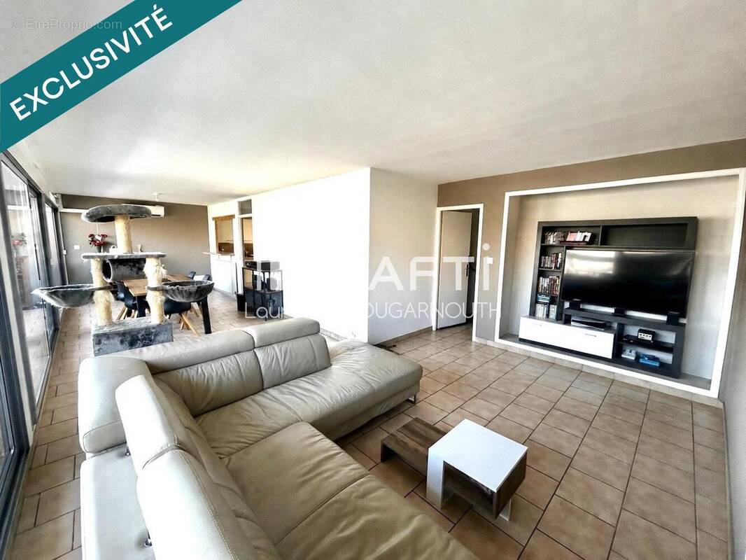 Photo 1 - Appartement à BAGNOLS-SUR-CEZE