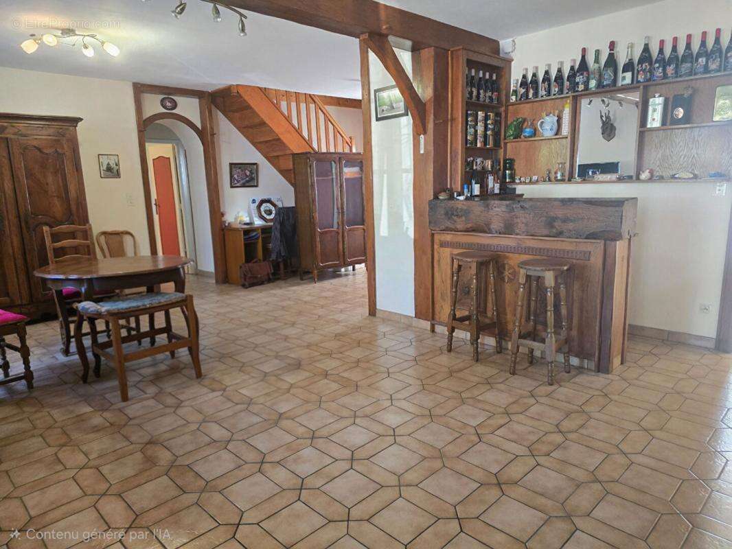 Maison à SAINT-POURCAIN-SUR-SIOULE