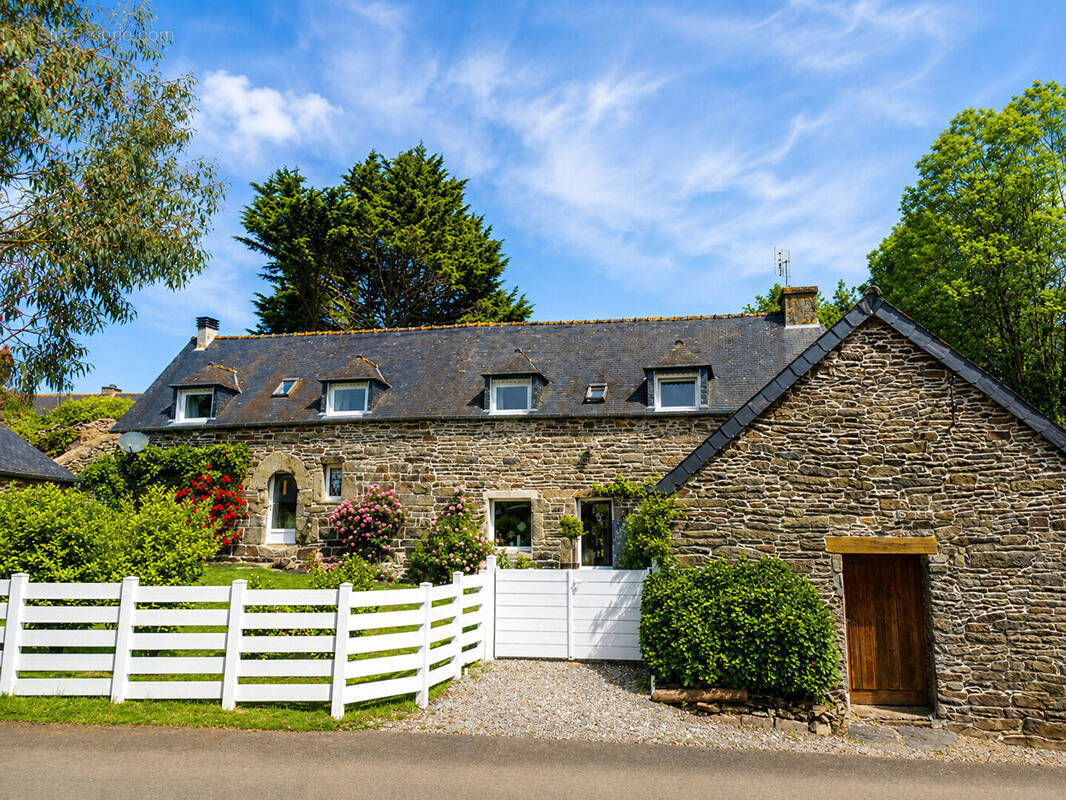 Maison à TREBRIVAN