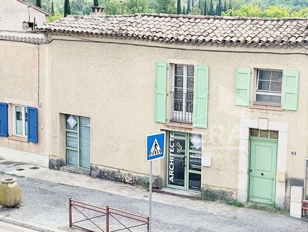 Appartement à CHATEAU-ARNOUX-SAINT-AUBAN