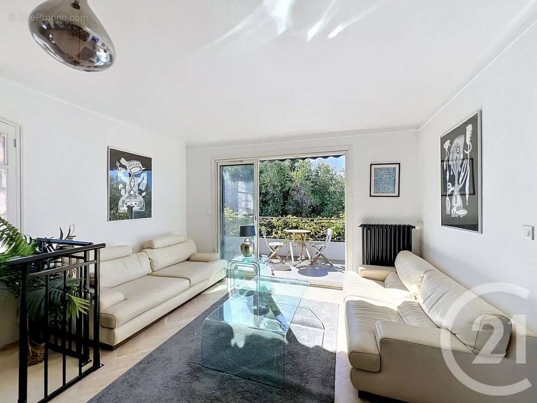 Maison à MOUGINS