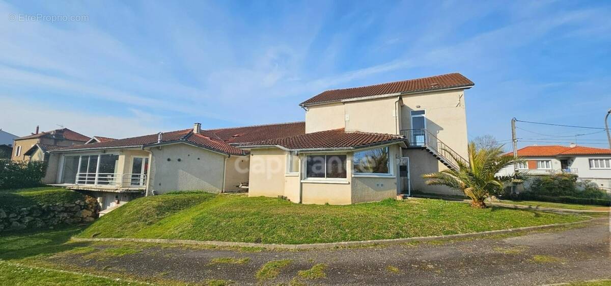 Appartement à AIRE-SUR-L'ADOUR
