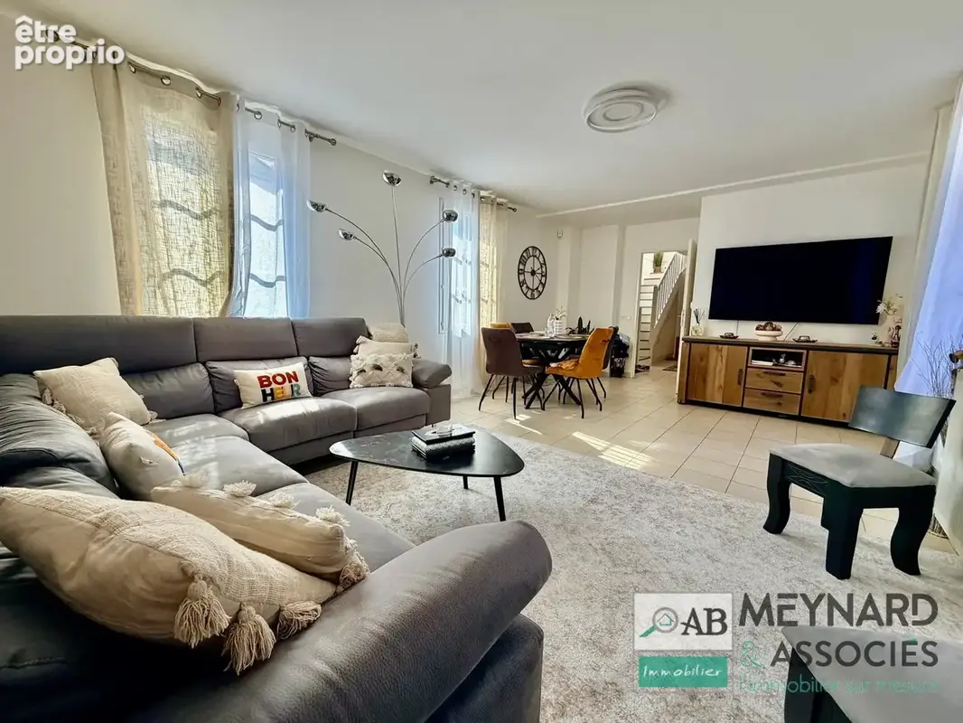 A vendre MAGNY LE HONGRE secteur recherché , maison de 133.06 M2 sur terrain 182 M2 - photo 3