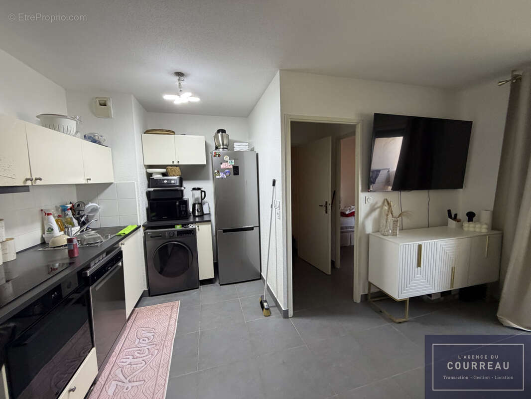 Appartement T2 de 38 m2 avec terrasse et parking   Montpellier Ovalie   Idéal Investisseur - photo 2