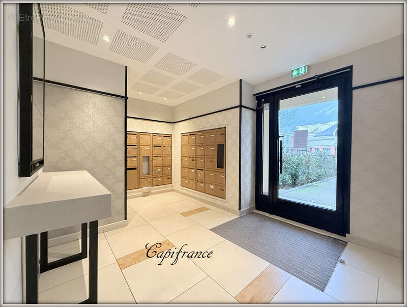 Appartement à LE BLANC-MESNIL