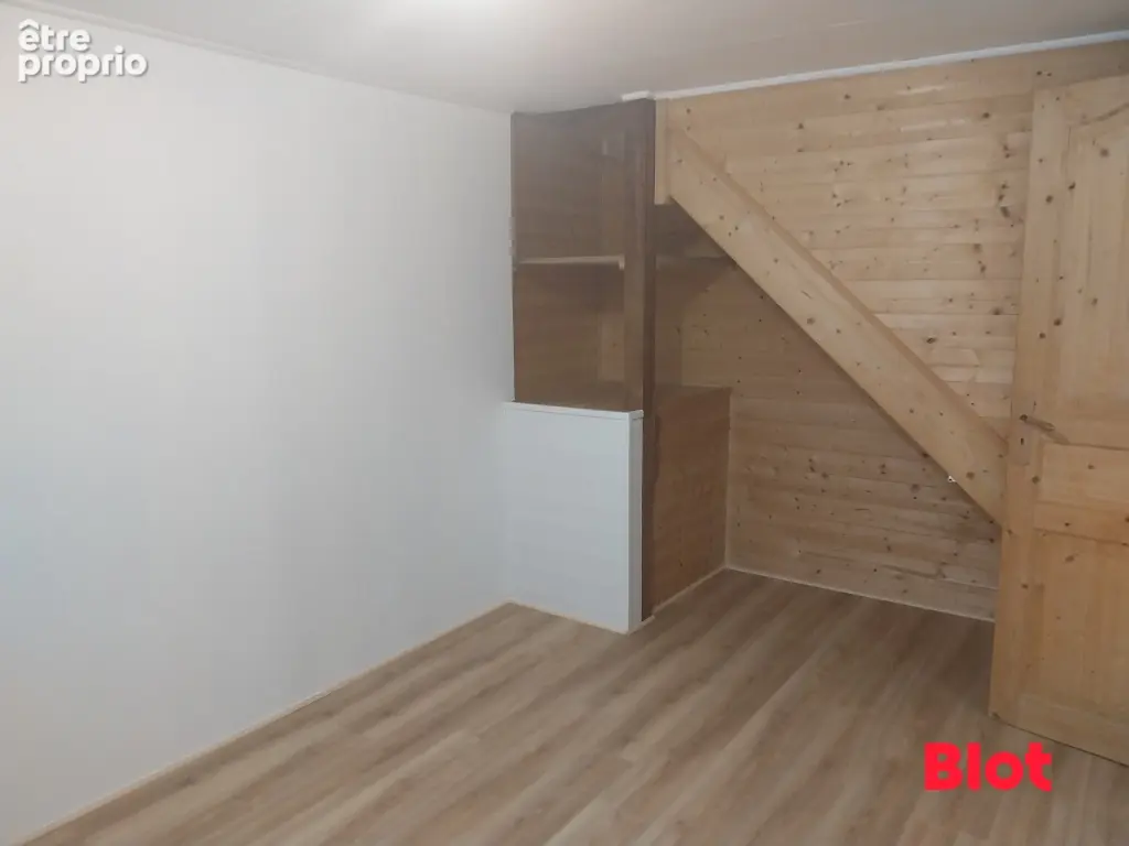Maison 5 pièces 66 m² à vendre à Fougeres (35300) - photo 5
