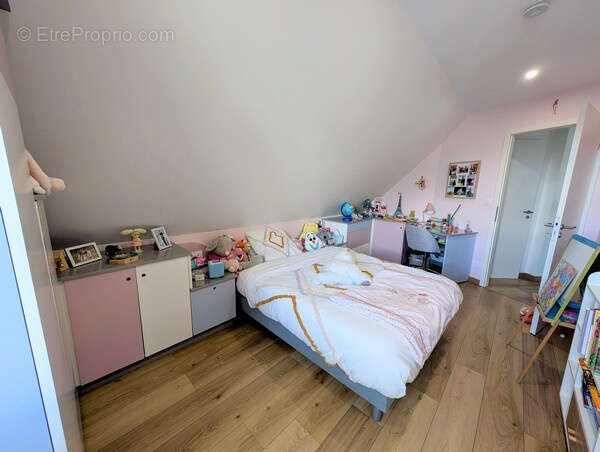 Maison à HORNOY-LE-BOURG