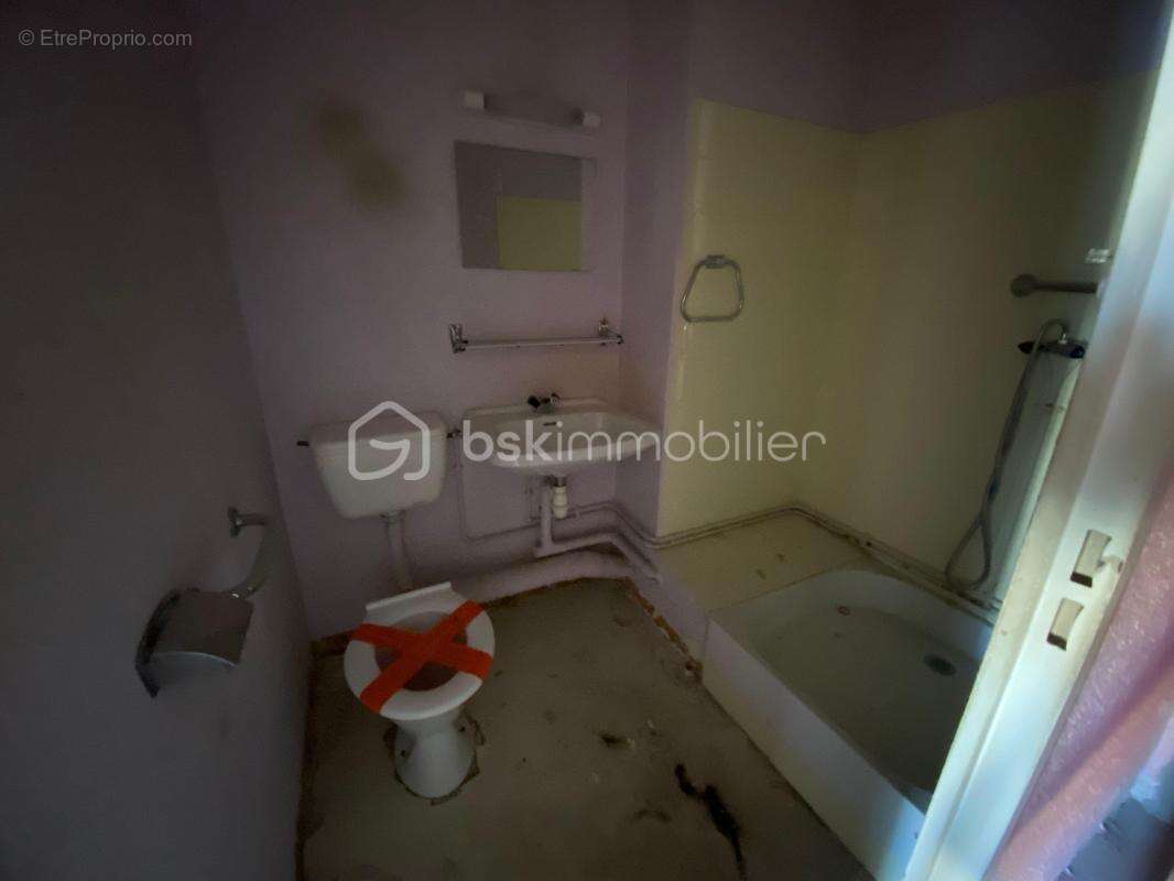 SAINT-CHRISTOL ((84) - Créez votre T3 sur mesure ! Plateau sous forme d'appartement de 86 m² env. situé au 1er étage avec ascens - photo 11