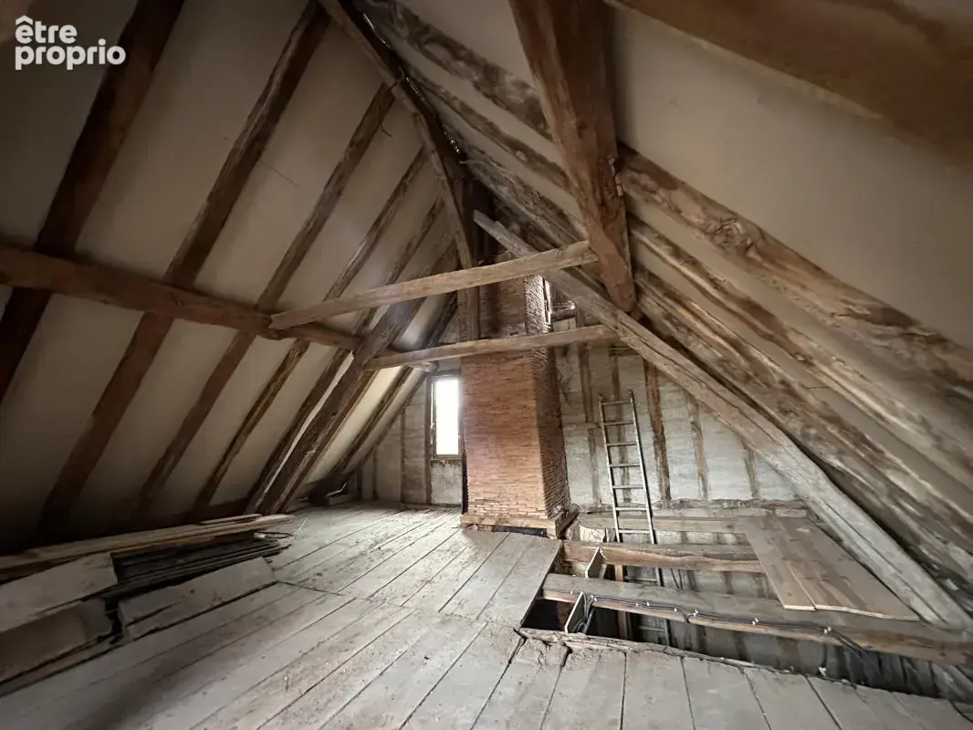 Maison 140 m² à Saint-Germain-Les-Belles  - photo 10