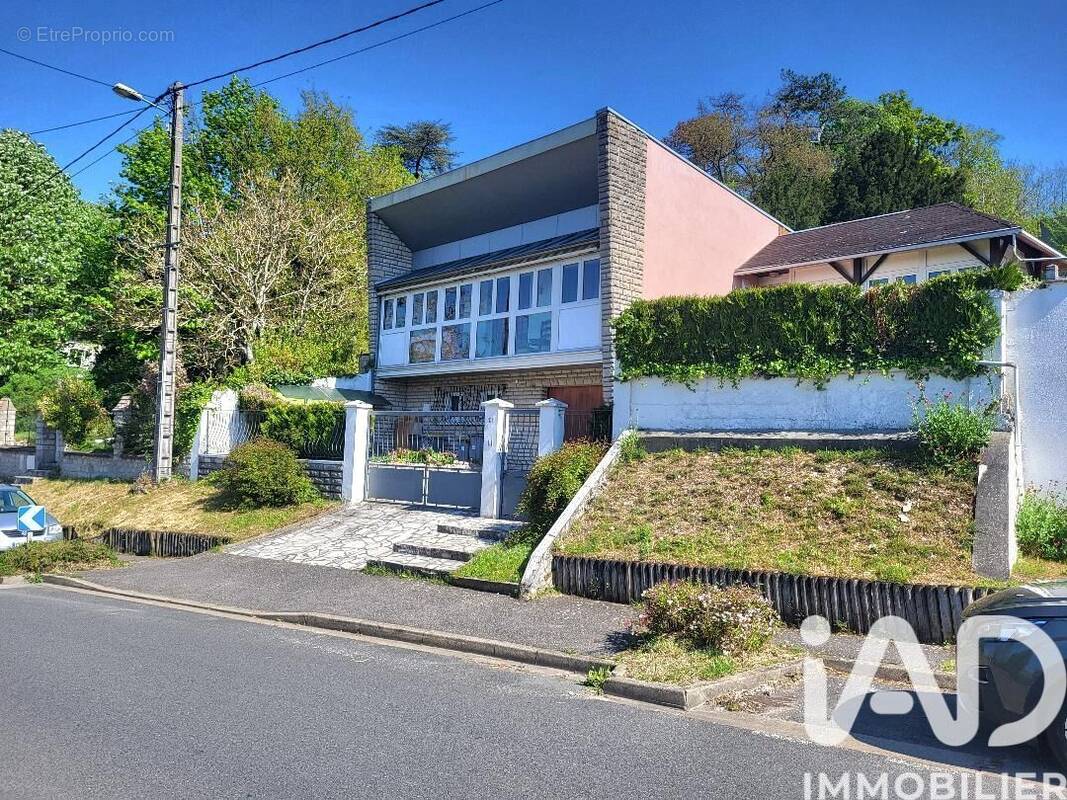 Photo 1 - Maison à SOUPPES-SUR-LOING