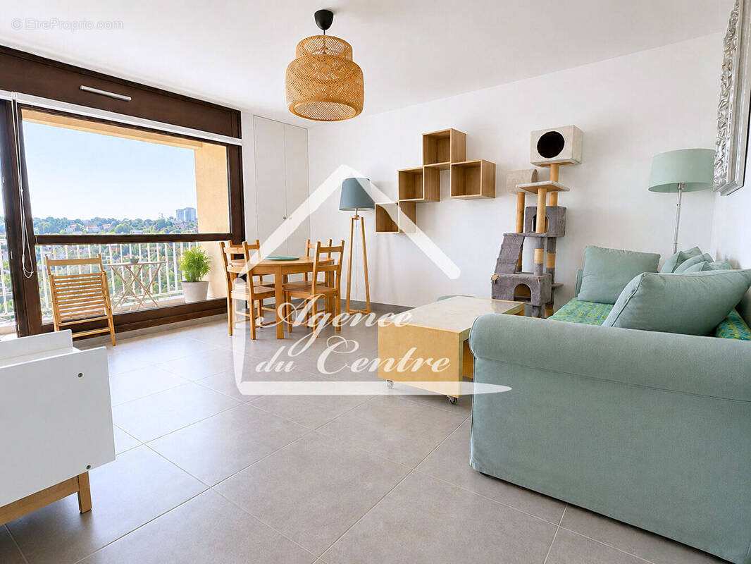 Appartement à CACHAN