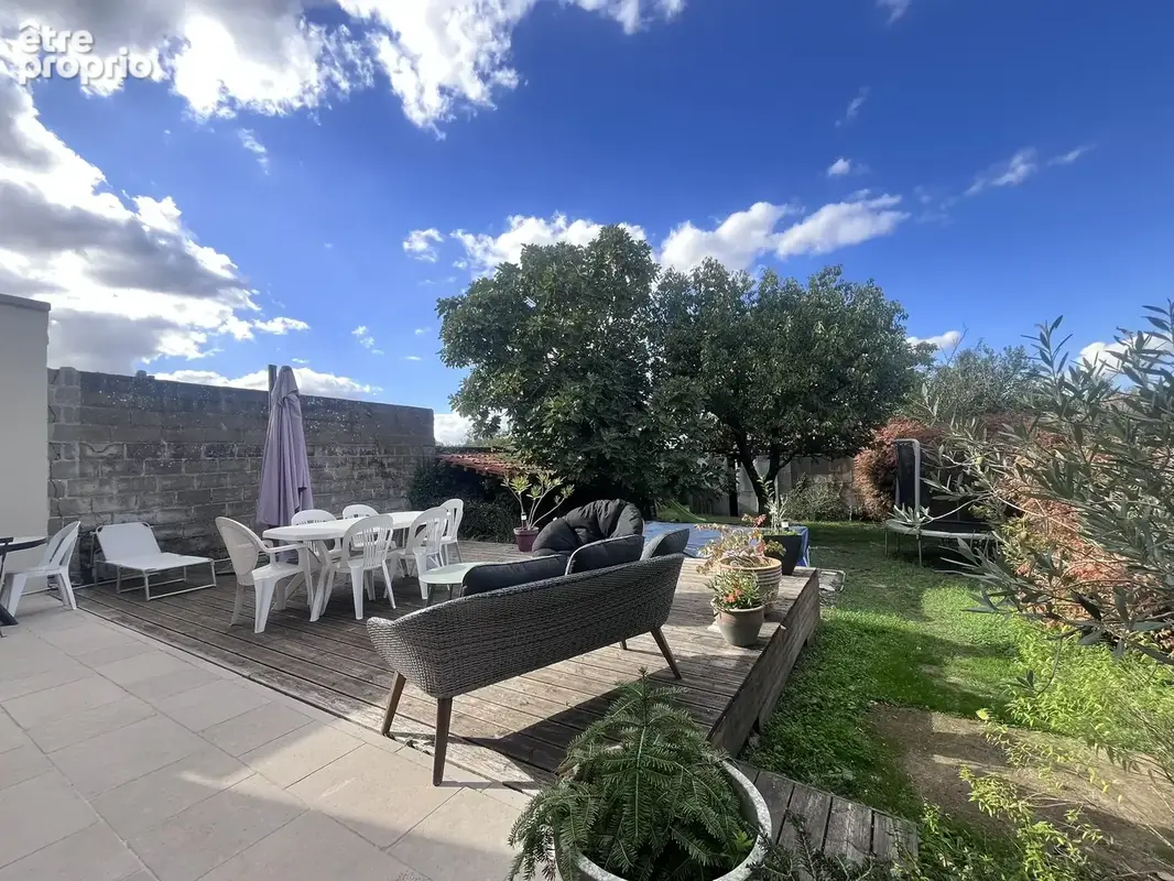 Maison - 120 m2 - 5 pièces - photo 2