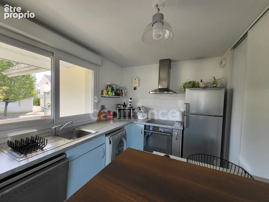 Charmant duplex lumineux type 3 avec balcon filant et parking – Résidence calme, EYSINES (33) - photo 3