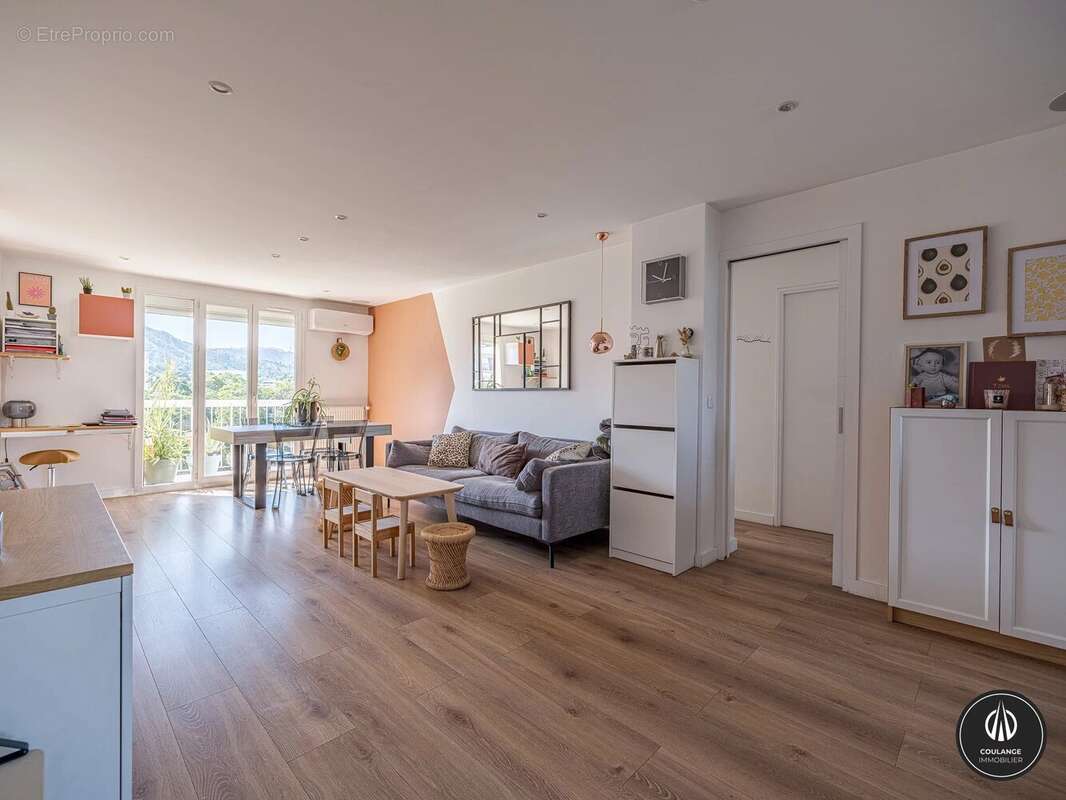 Marseille 10 ème Saint-Tronc à vendre 4 pièces - photo 3
