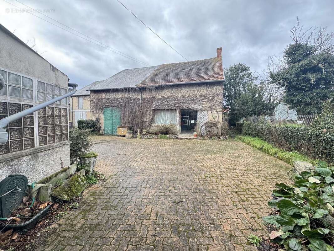 Maison à HURIEL