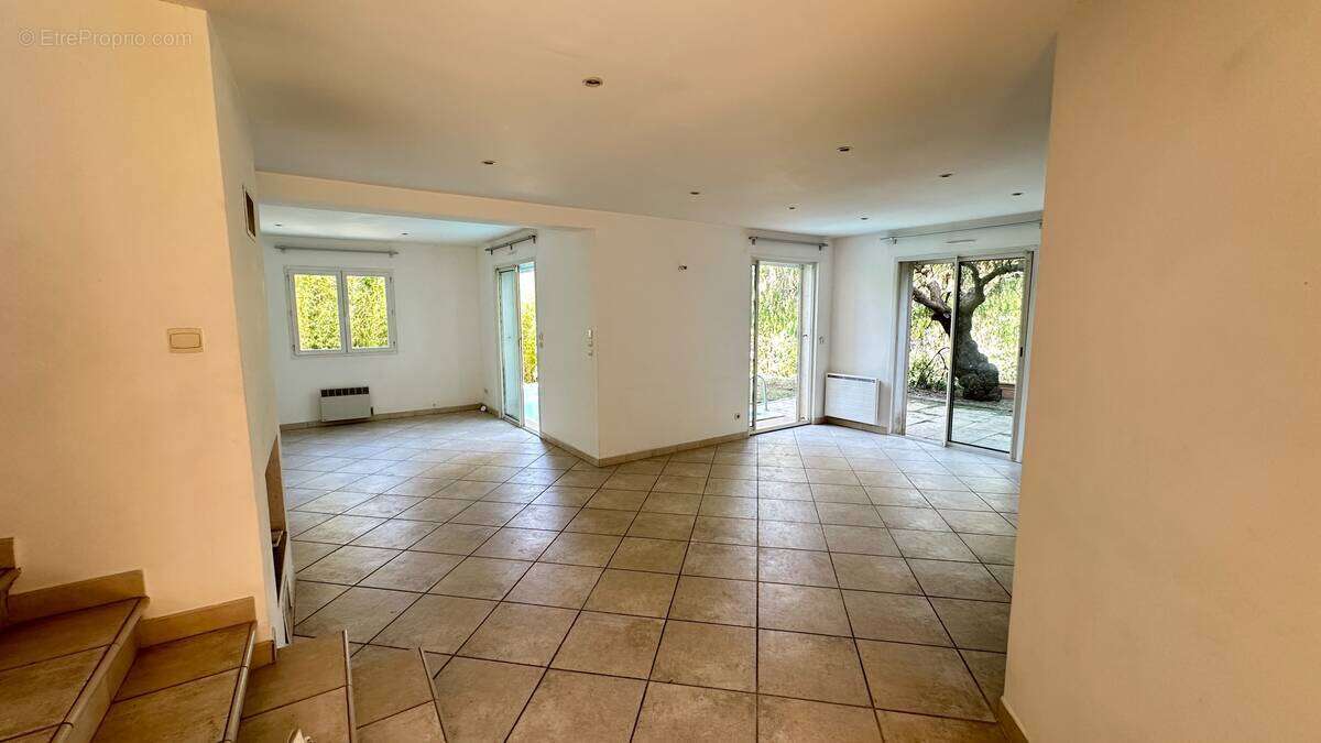 Maison 125 m² à Bandol  - photo 3