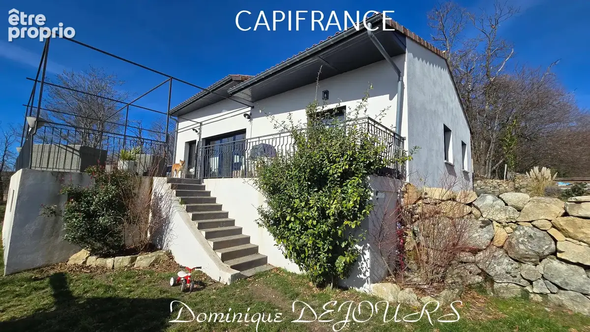 Ardèche - Magnifique Maison d'architecte de 184 m² habitable - Bel espace extérieur - Vue panoramique sur les montagnes ardèchoi - photo 5