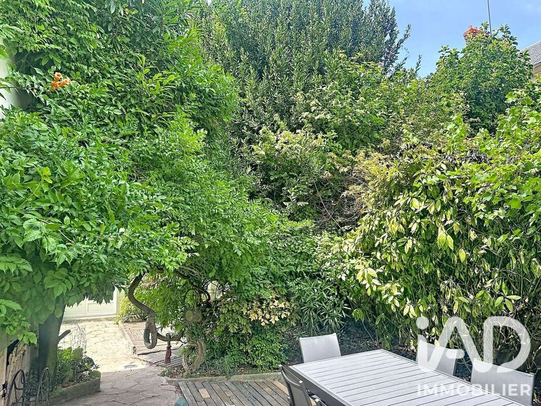 Maison 150 m² à Meaux  - photo 2