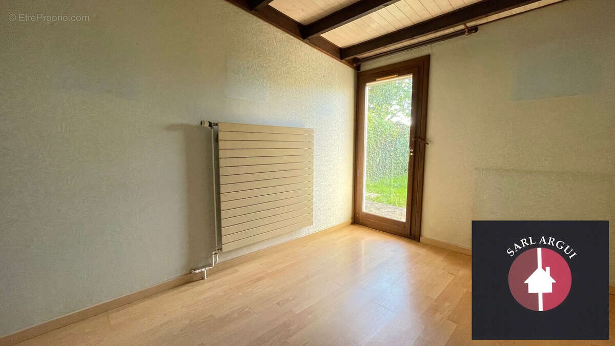 Maison à ROISSY-EN-BRIE