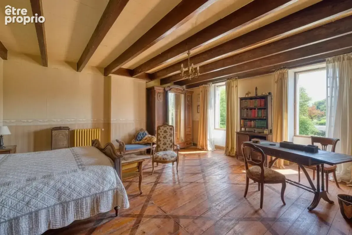 Maison de 8 pièces de 244 m² à Saint-Sever-de-Saintonge - photo 8