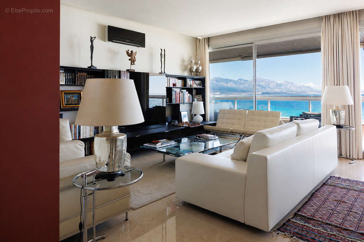 Appartement à MARSEILLE-7E