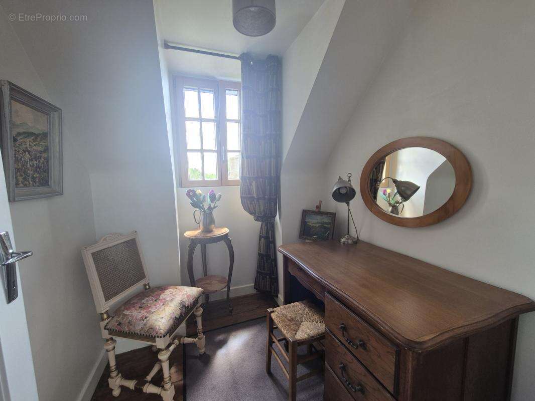 Maison de caractère en pierre de 1912 entièrement rénovée - photo 4