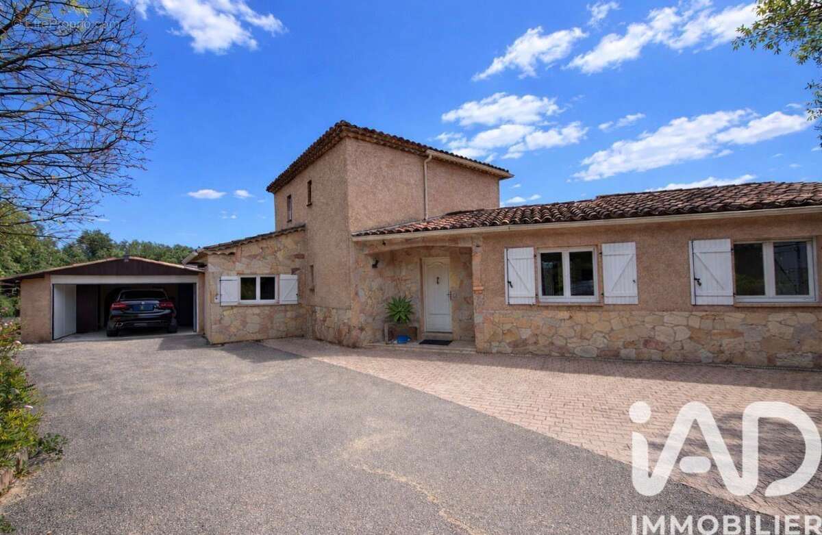 Photo 4 - Maison à PLAN-DE-LA-TOUR