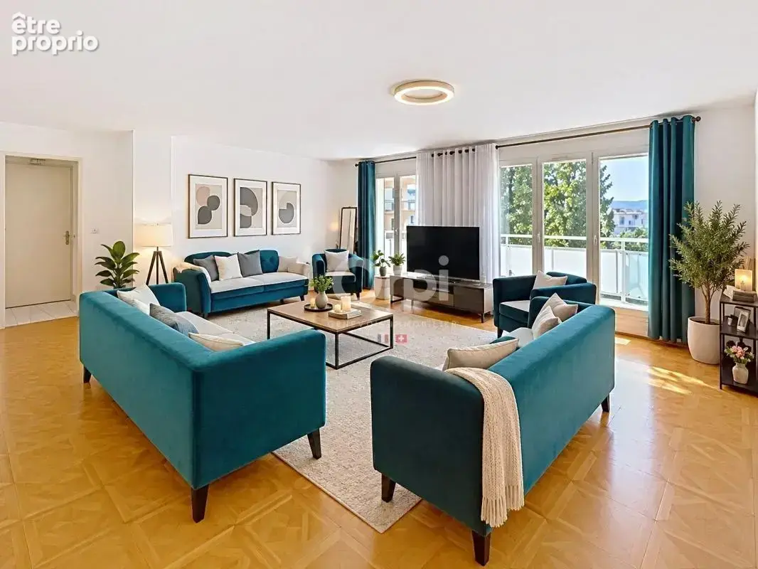 Photo Appartement à Ville-La-Grand au prix de 410 000€