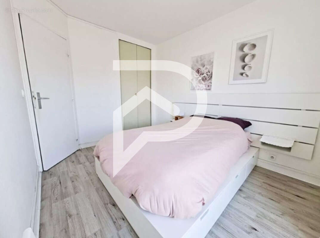 Appartement à VERNEUIL-SUR-SEINE