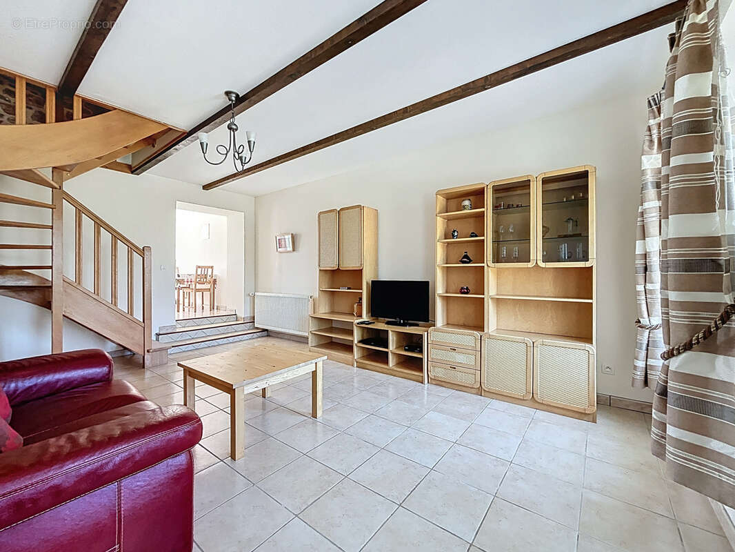 Maison à SAINT-SAUVEUR-LE-VICOMTE