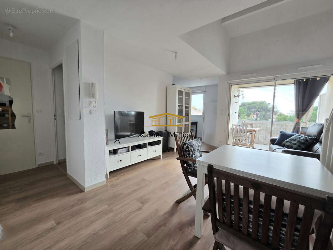 Appartement à FRONTIGNAN